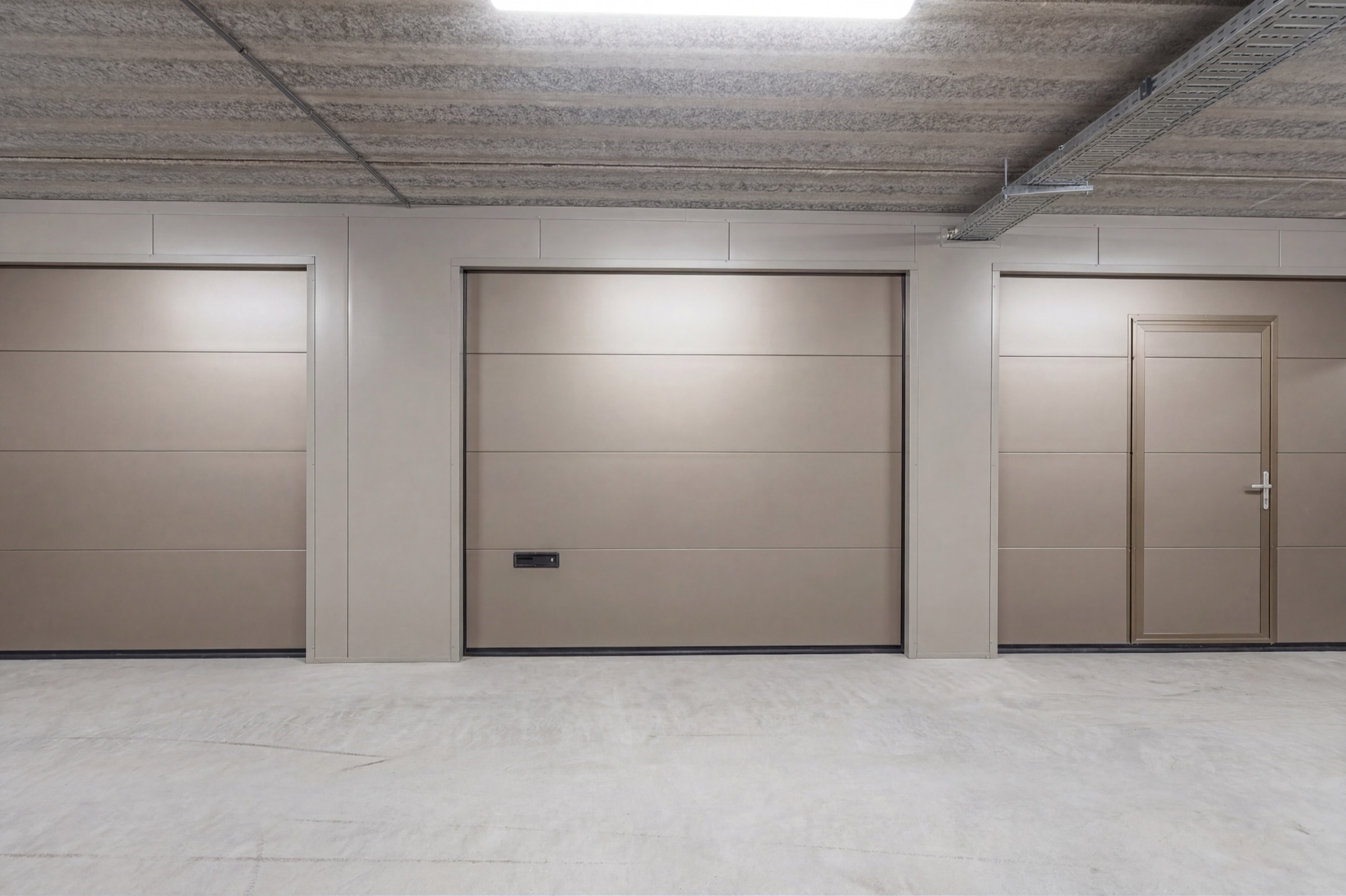 Overheaddeuren garageboxen te koop Veenendaal